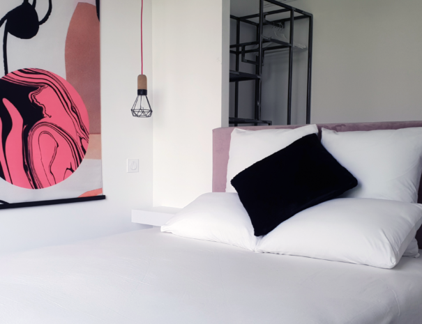 Sittelles-lodge-cubes-chambre est