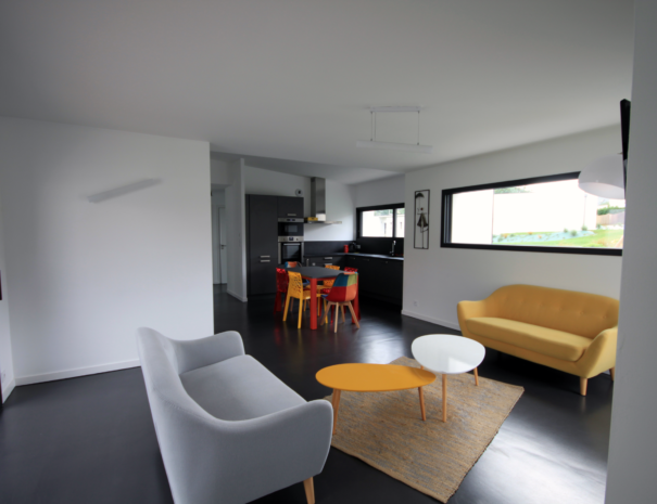 Sittelles-lodge-cubes-séjour-salle à manger-cuisine