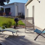 Sittelles-lodge-mer-terrasse-transat-bbq