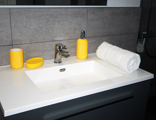 Sittelles-lodge-cubes-lavabo-1