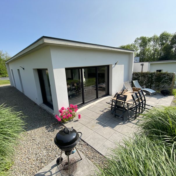 sittelles-lodge-terre-terrasse-vue jardin